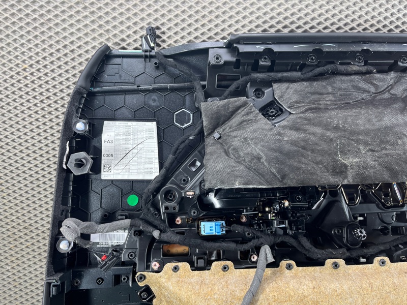 Обшивка двери Land Rover Range Rover Sport (L461, 2024г.)