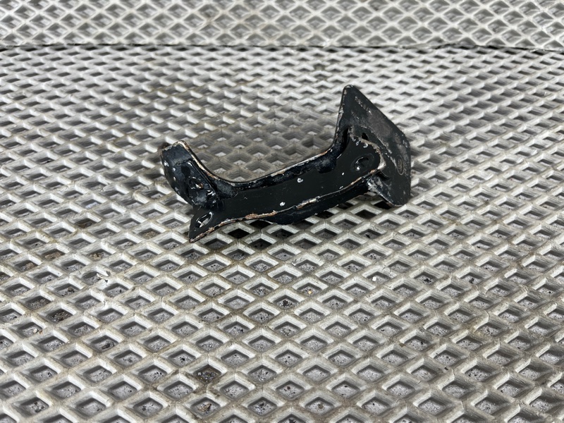 Кронштейн (крепление) Land Rover Range Rover Sport (L494, 2017г.)