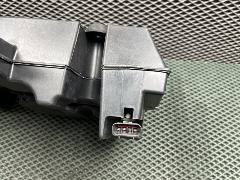Сабвуфер Land Rover Range Rover (L405, 2016г.)