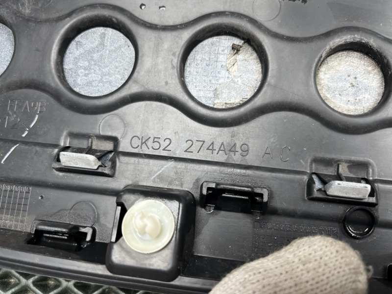 Молдинг двери Land Rover Range Rover (L405, 2016г.)