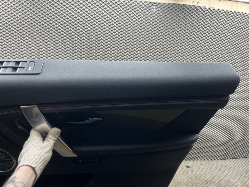 Комплект обивок дверей Land Rover Discovery Sport (L550, 2020г.)