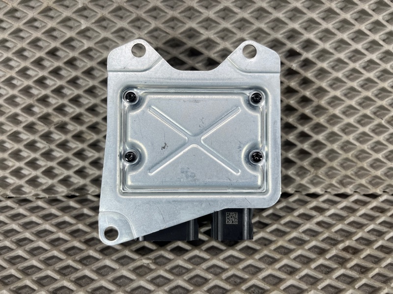 Блок управления SRS Land Rover Defender (L663, 2020г.)