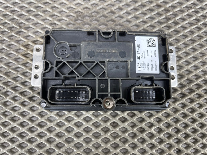 Блок управления редуктором Land Rover Defender (L663, 2020г.)