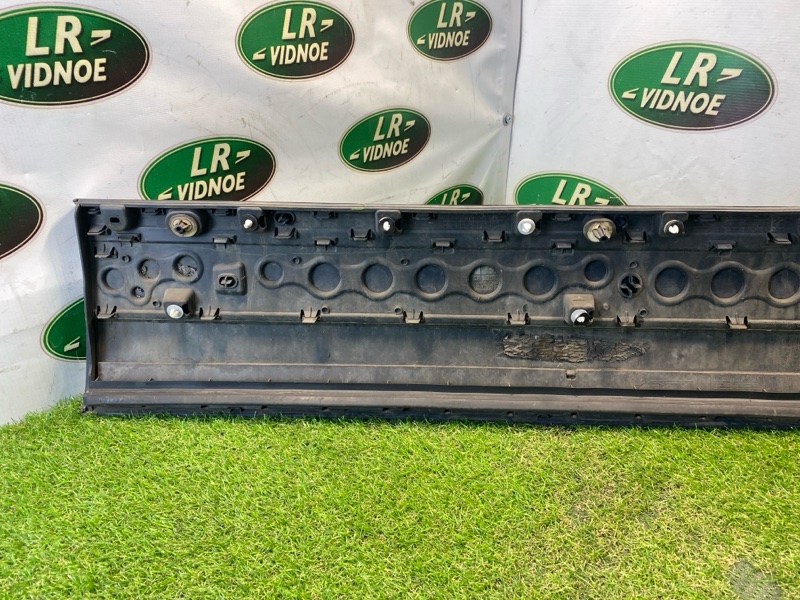 Молдинг двери Land Rover Range Rover (L405, 2018г.)