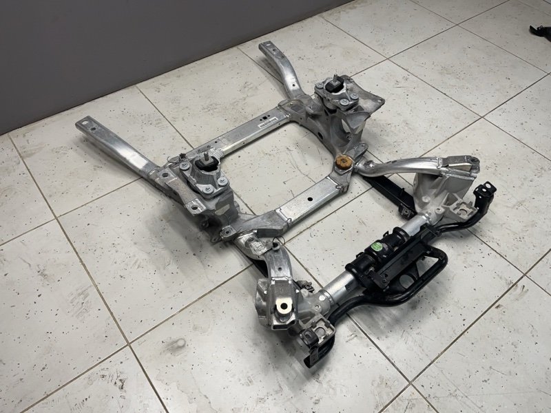 Подрамник Land Rover Range Rover Sport (L494, 2021г.)