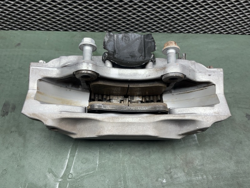Суппорт тормозной Land Rover Range Rover Sport (L494, 2021г.)