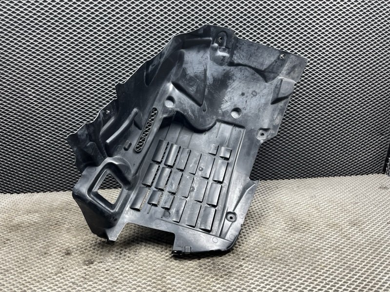 Подкрылок Land Rover Range Rover Sport (L494, 2020г.)