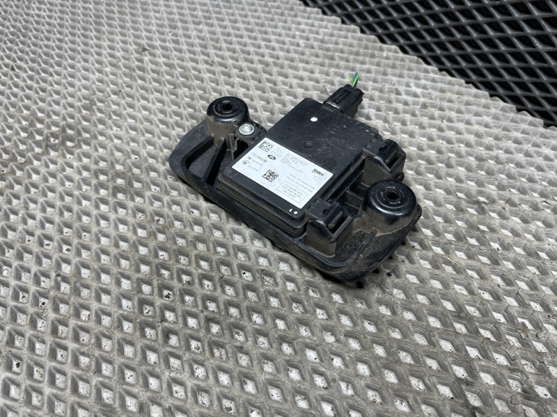 Датчик мертвых (слепых) зон Land Rover Discovery Sport (L550, 2018г.)