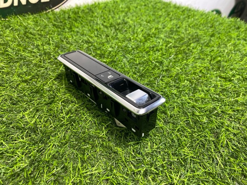 Кнопка стеклоподъемника Range Rover Long (L405, 2018г.)