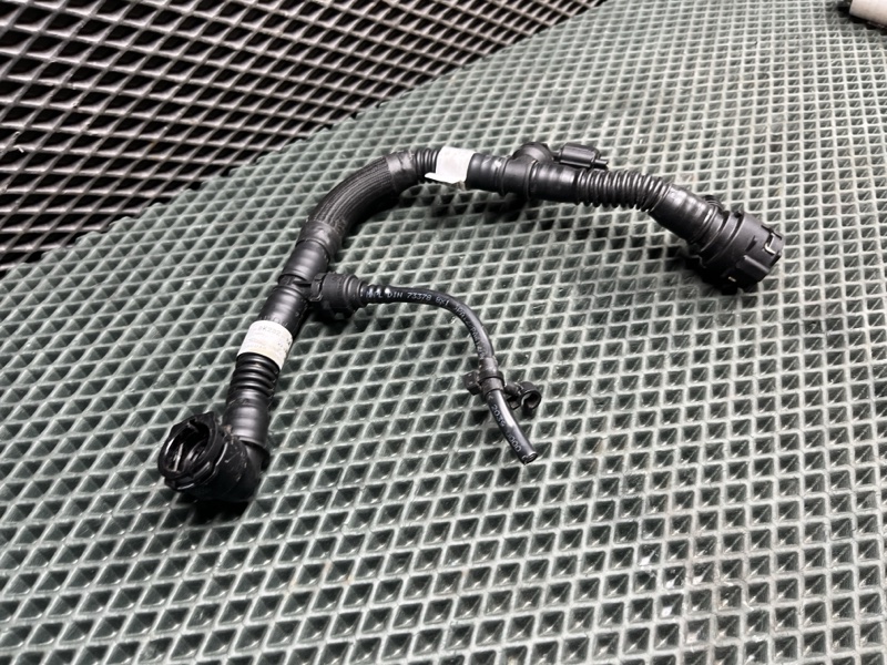 Патрубок системы охлаждения Land Rover Range Rover Sport (L461, 2025г.)