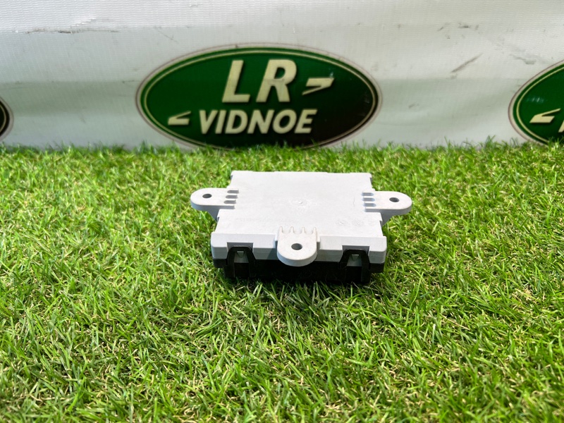 Блок управления дверьми Land Rover Range Rover Velar (L560, 2020г.)