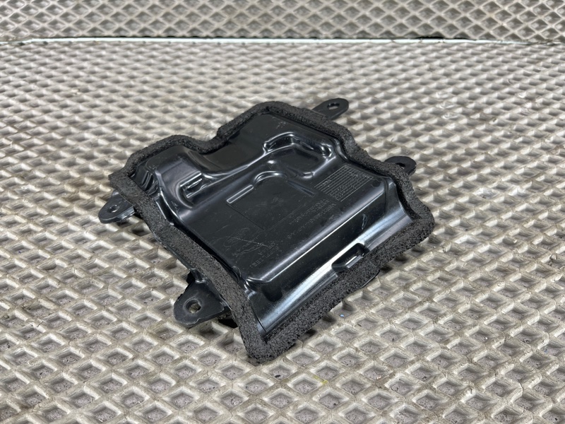 Пластик моторного отсека Land Rover Range Rover Sport (L461, 2024г.)