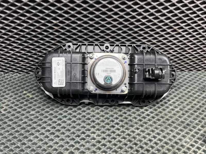 Подушка безопасности пассажира Land Rover Range Rover Velar (L560, 2020г.)