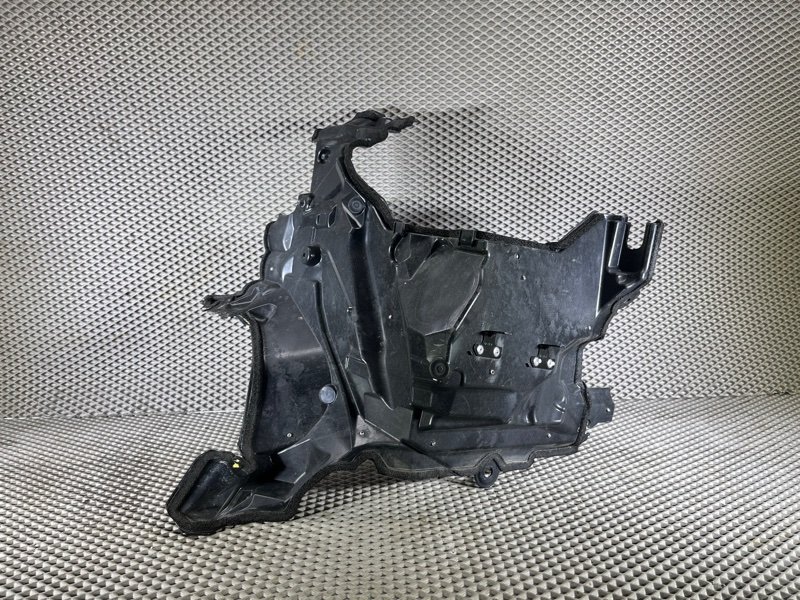 Щит моторного отсека Land Rover Range Rover Sport (L461, 2024г.)