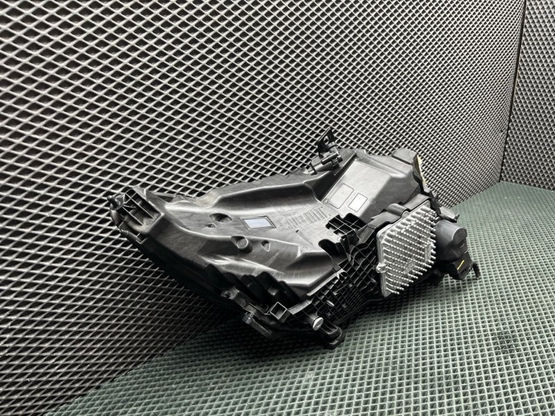 Фара Land Rover Range Rover Sport (L461, 2025г.)