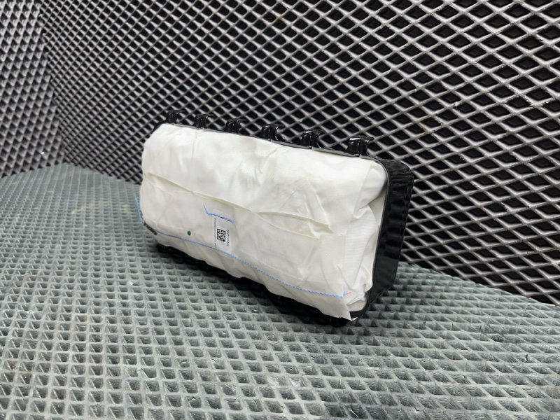 Подушка безопасности пассажира Jeep Wrangler (JL, 2024г.)