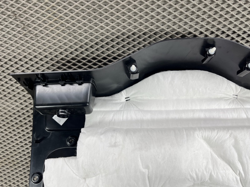 Обшивка двери багажника Land Rover Defender (L663, 2020г.)
