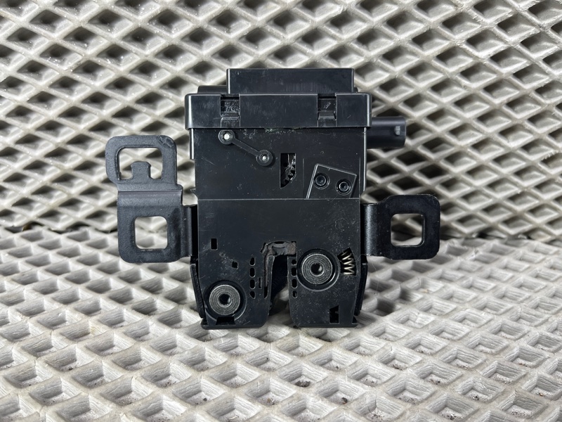 Замок стекла багажника Land Rover Range Rover Sport (L320, 2011г.)