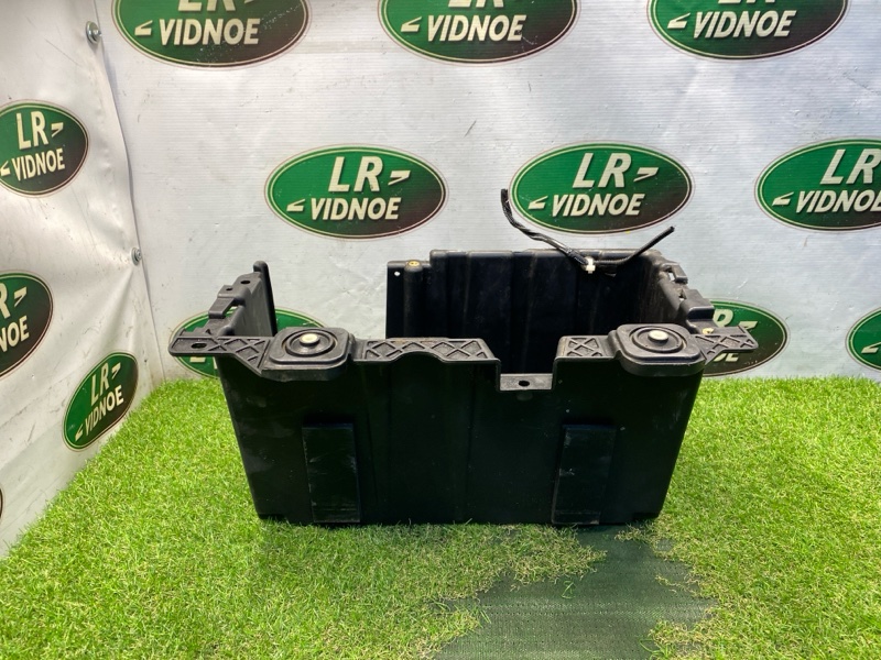 Крепление аккумулятора Land Rover Range Rover (L405, 2017г.)