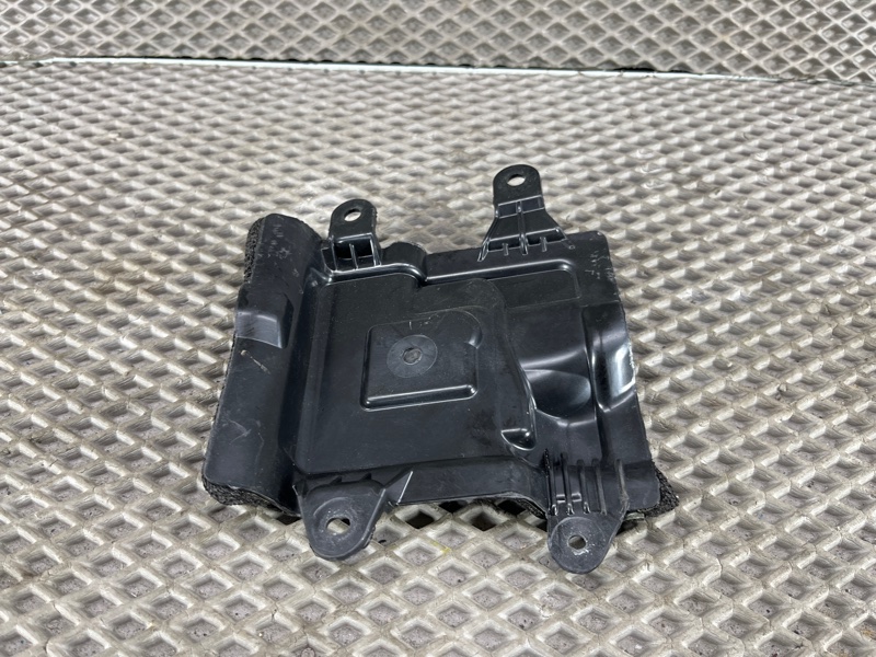 Пластик моторного отсека Land Rover Range Rover Sport (L461, 2024г.)
