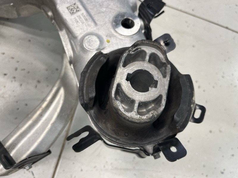 Подрамник в сборе Land Rover Range Rover Sport (L461, 2025г.)