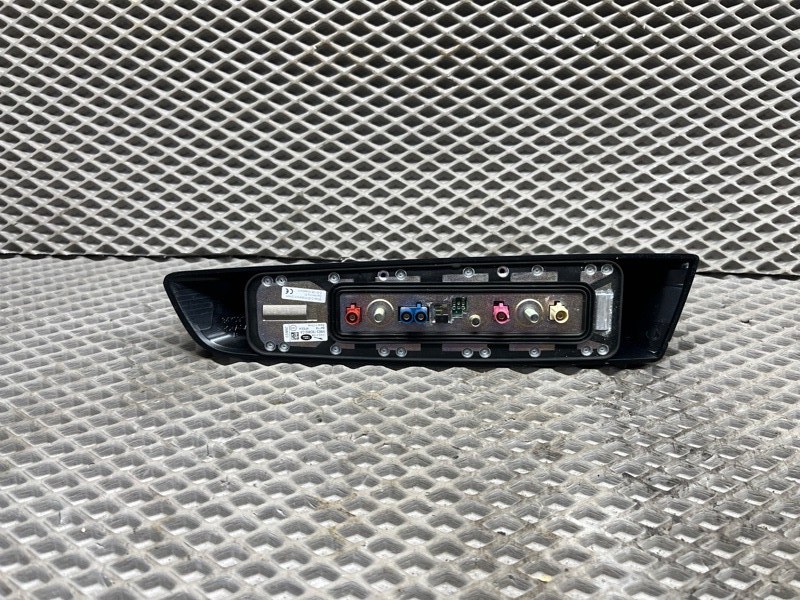 Антенна плавник Land Rover Range Rover Sport (L461, 2024г.)