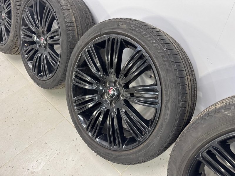 Комплект колес Land Rover Range Rover Sport (L494, 2020г.)