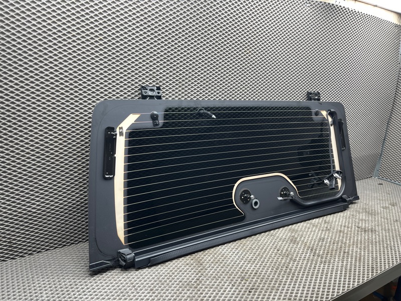 Стекло крышки багажника Jeep Wrangler (JL, 2025г.)