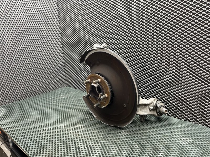 Кулак Land Rover Range Rover Sport (L494, 2015г.)