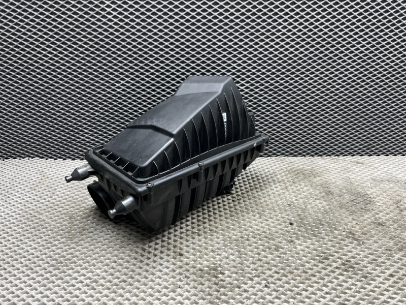 Корпус воздушногo фильтра Land Rover Range Rover (L405, 2019г.)