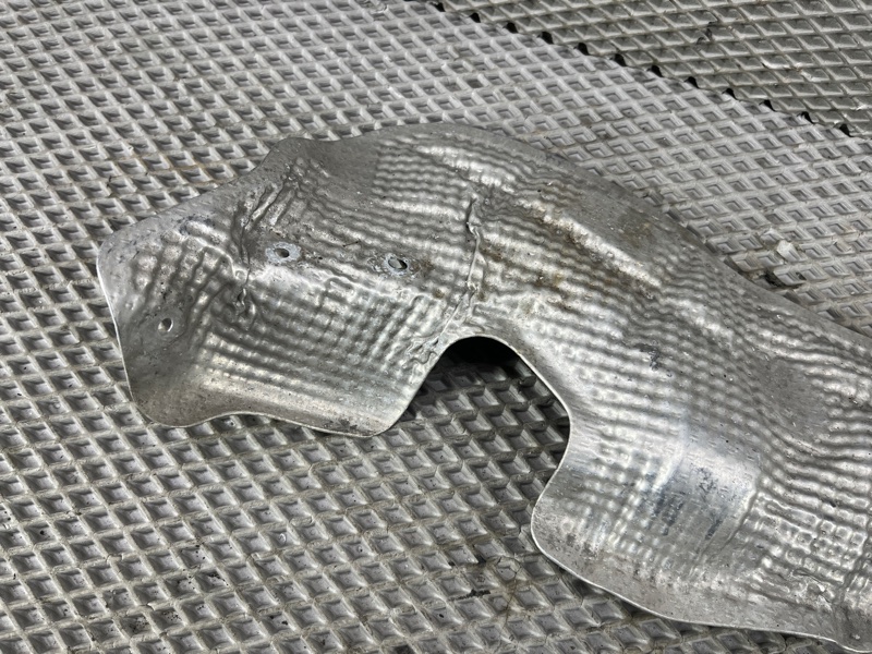 Тепловой экран Land Rover Range Rover Sport (L461, 2024г.)