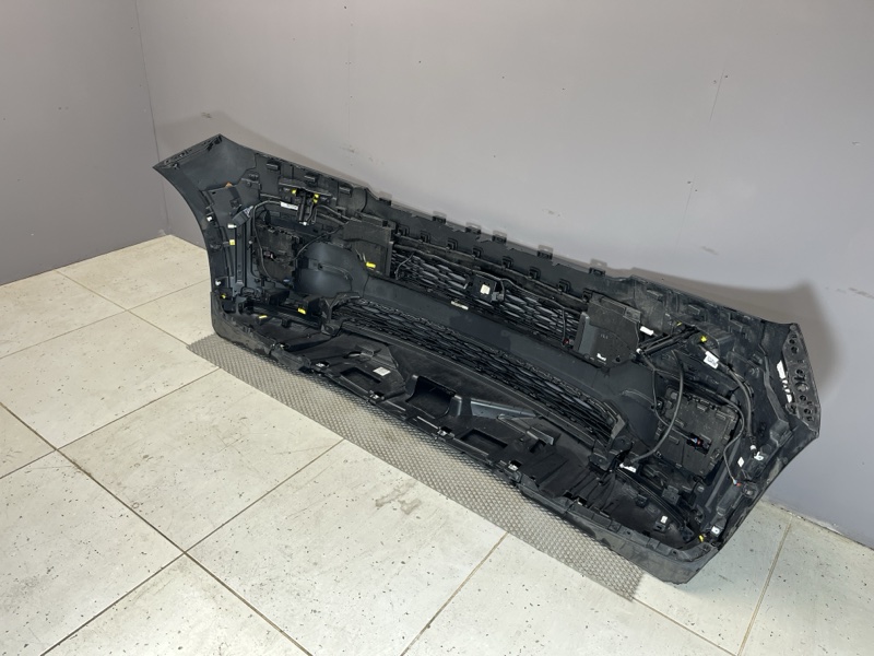 Бампер Land Rover Range Rover Sport (L461, 2025г.)