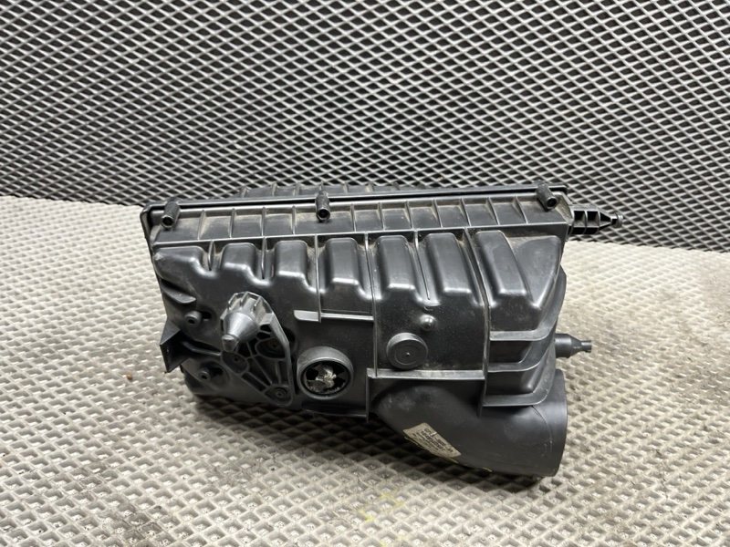 Корпус воздушного фильтра Land Rover Range Rover (L405, 2016г.)