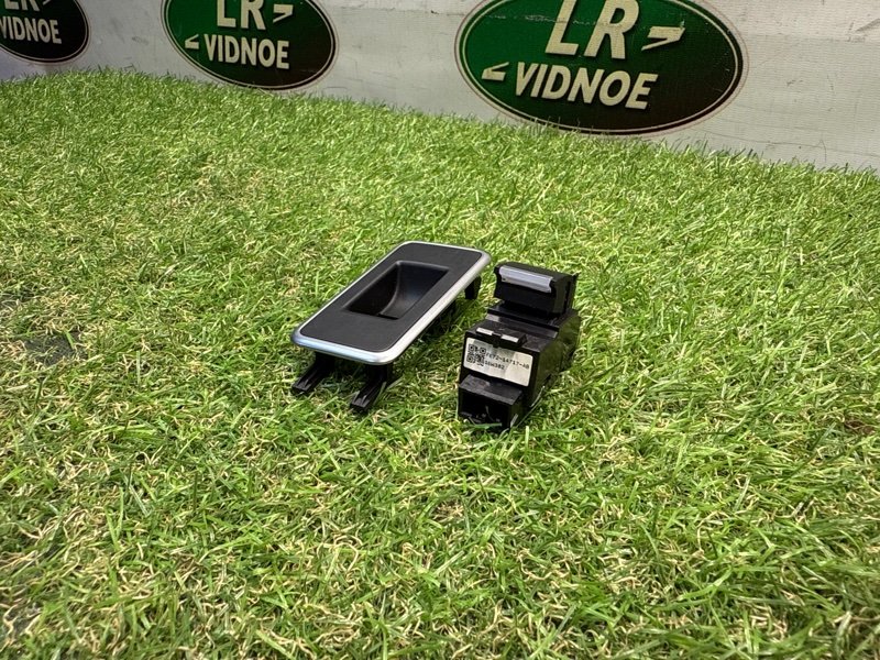 Кнопка стеклоподъемника Land Rover Range Rover (L405, 2017г.)