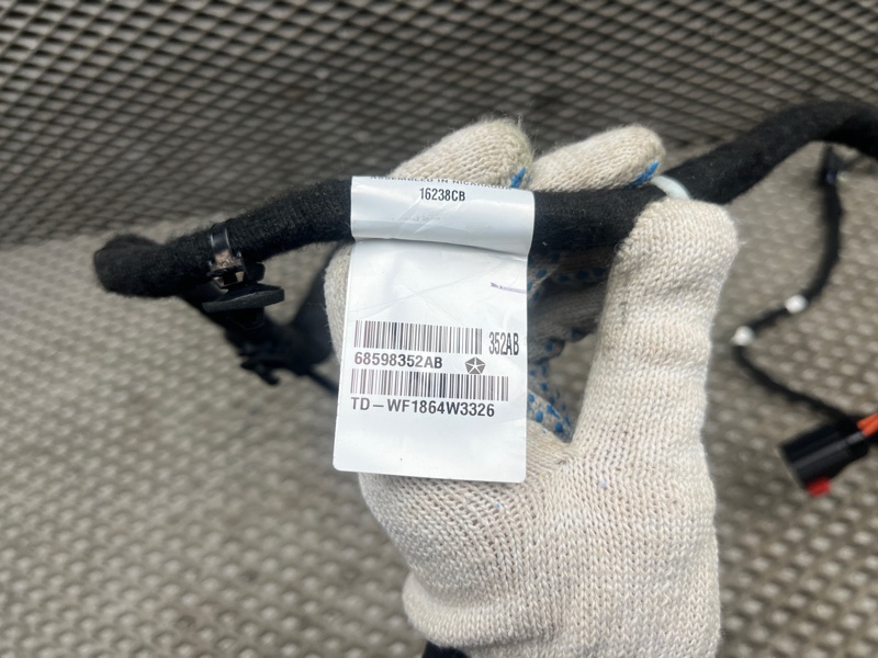 Проводка двери Jeep Wrangler (JL, 2025г.)