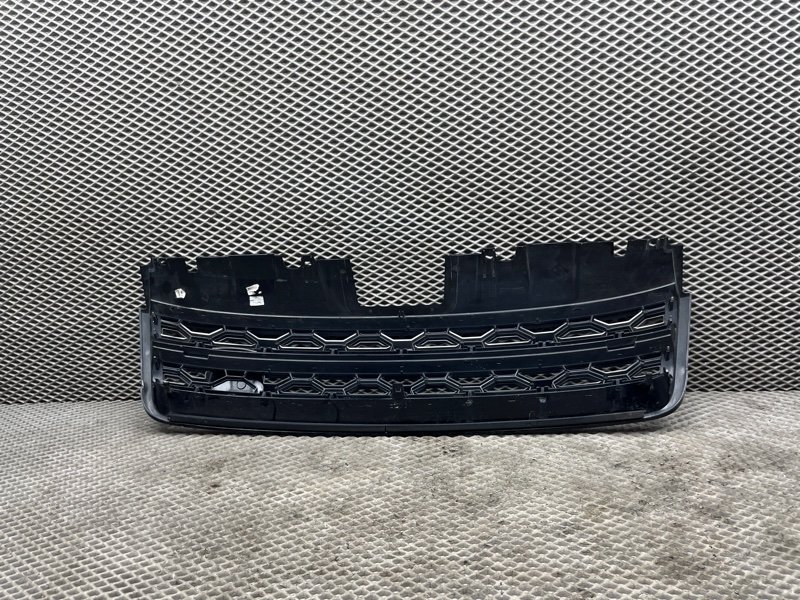Решетка радиатора Land Rover Discovery Sport (L550, 2017г.)
