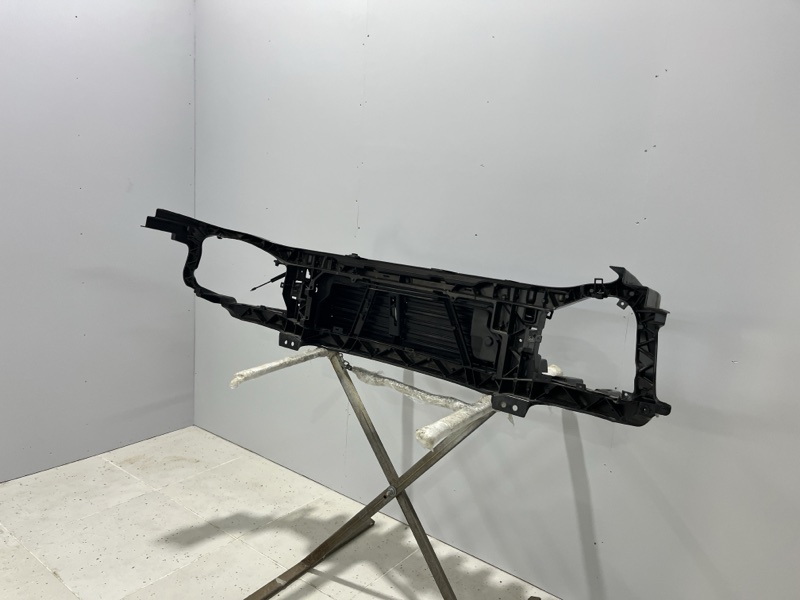 Передняя панель (телевизор) Land Rover Range Rover Sport (L494, 2020г.)