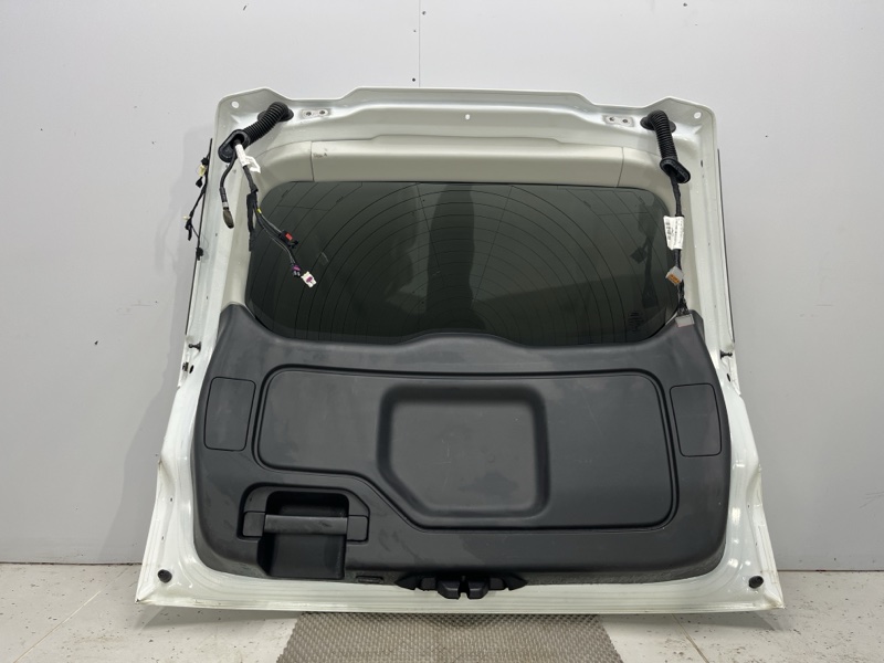 Крышка багажника Land Rover Discovery Sport (L550, 2018г.)