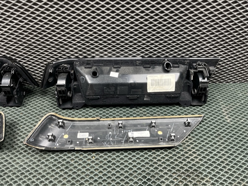 Карман двери (комплект) Land Rover Range Rover (L405, 2016г.)