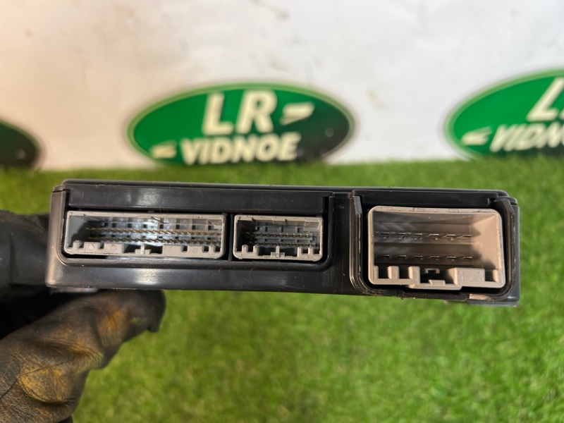 Блок управления бесключевым доступом Land Rover Range Rover Velar (L560, 2018г.)