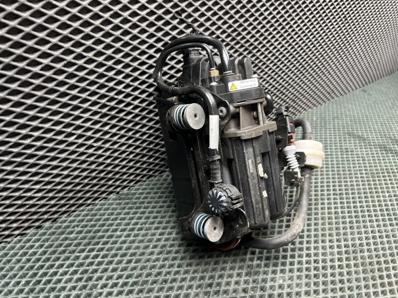 Компрессор пневмоподвески Land Rover Range Rover Sport (L461, 2025г.)