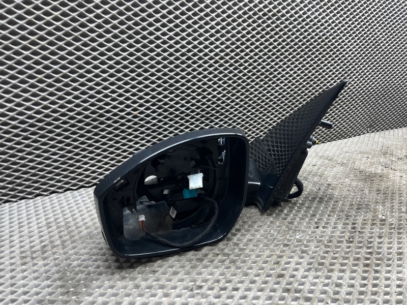 Корпус зеркала Land Rover Discovery Sport (L550, 2020г.)