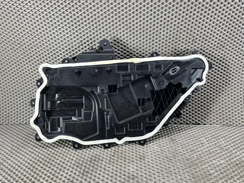 Панель двери Land Rover Range Rover Sport (L461, 2024г.)