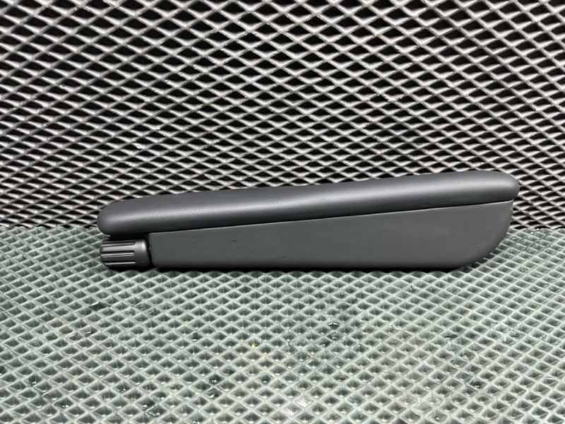 Подлокотник Land Rover Range Rover Sport (L461, 2025г.)