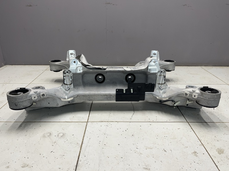 Подрамник Land Rover Range Rover Sport (L494, 2021г.)