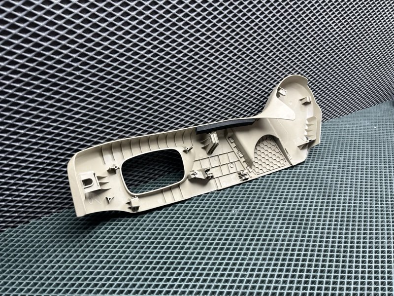 Накладка на сиденье Land Rover Discovery Sport (L550, 2016г.)
