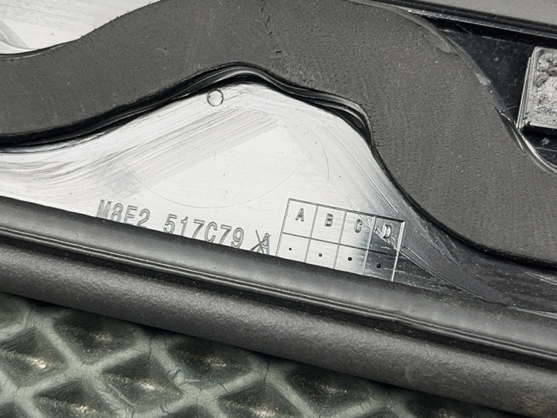 Молдинг крыши Land Rover Range Rover Sport (L461, 2024г.)