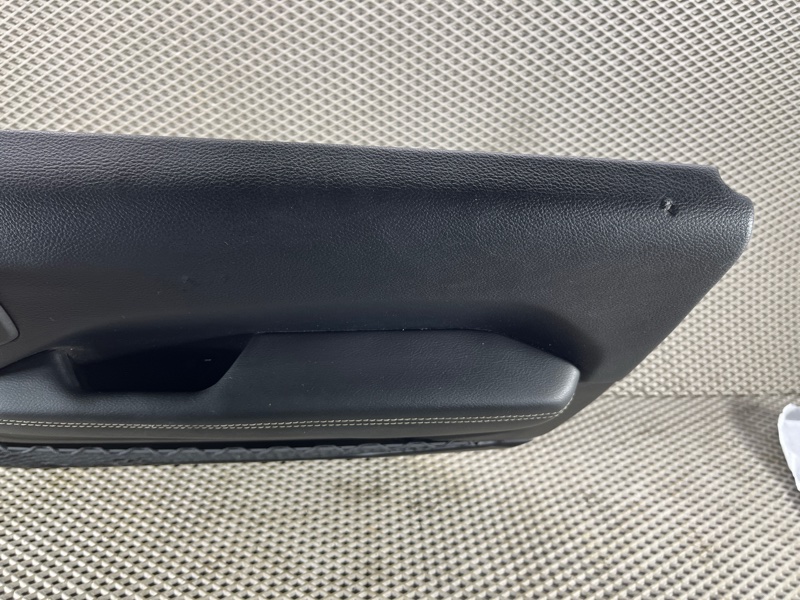 Обшивка двери Jeep Wrangler (JL, 2019г.)