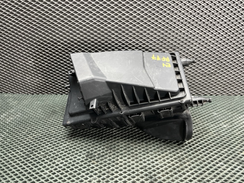 Корпус воздушного фильтра Land Rover Range Rover Sport (L494, 2015г.)