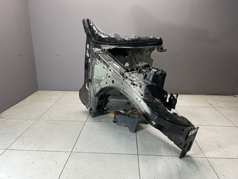 Четверть Land Rover Range Rover Sport (L461, 2025г.)